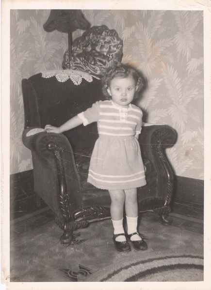 File:Linda Van1.jpg